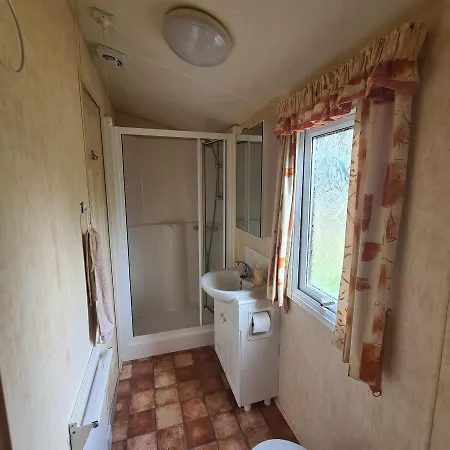 Hynka * Brodnica (Kartuzy)