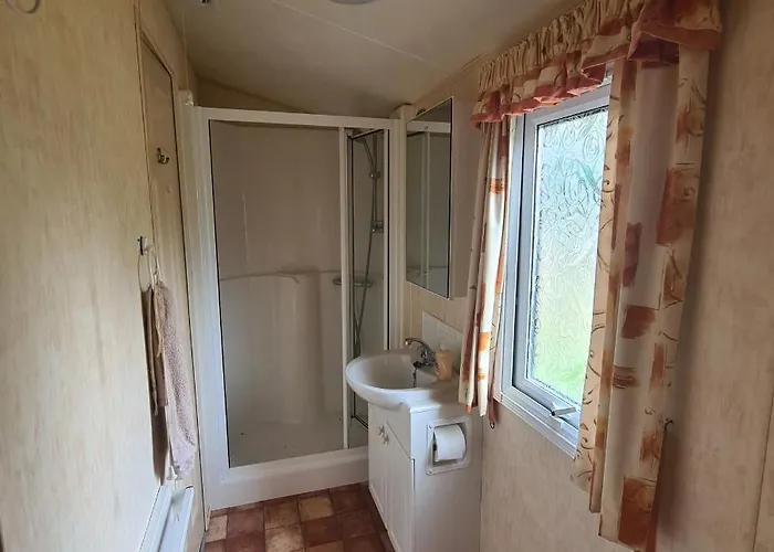 Hynka * Brodnica (Kartuzy)